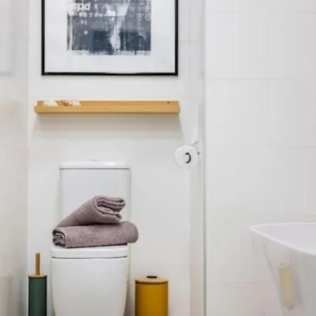 Seabreeze Retreat With Terrace - St Julians San Ġiljan