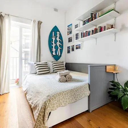 Seabreeze Retreat With Terrace - St Julians *