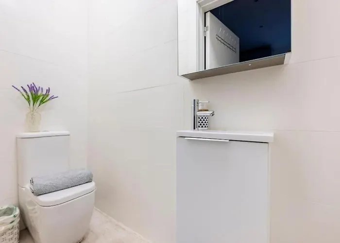 Daire Seabreeze Retreat With Terrace - St Julians Saint Julian's