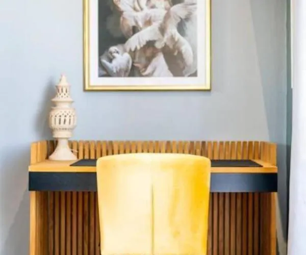 Seabreeze Retreat With Terrace - St Julians Apartamento *