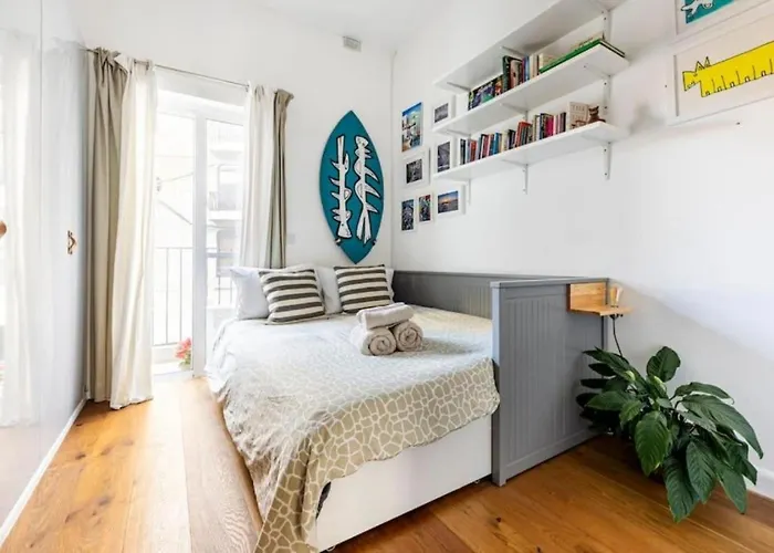 Seabreeze Retreat With Terrace - St Julians *